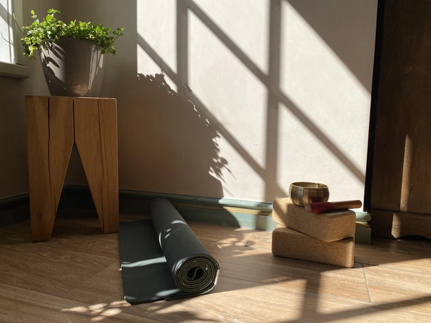 Jil Nackas Yogamatte und Klangschale
