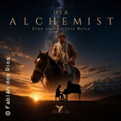 Cover „Der Alchemist“ mit Reiter auf Pferd bei Sonnenuntergang unter weitem Himmel