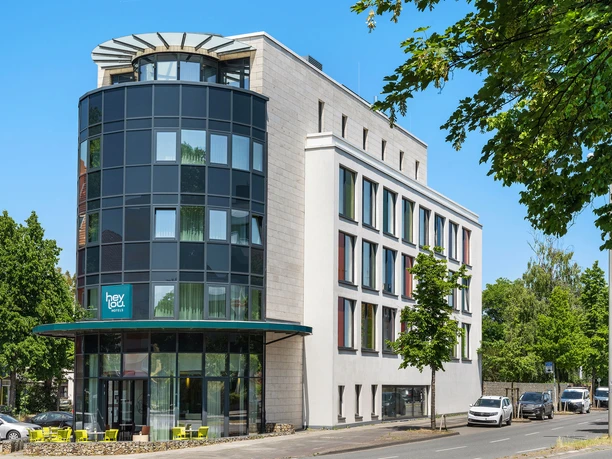 hey-lou-hotel-aussenansicht