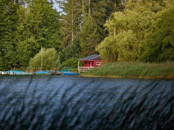 Boote am Salemer See.