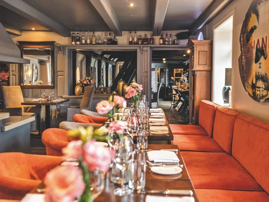 Innenansicht Restaurant Siebzehn84