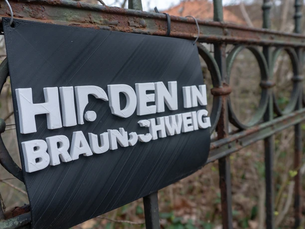 Hidden-in-BS-01.jpg