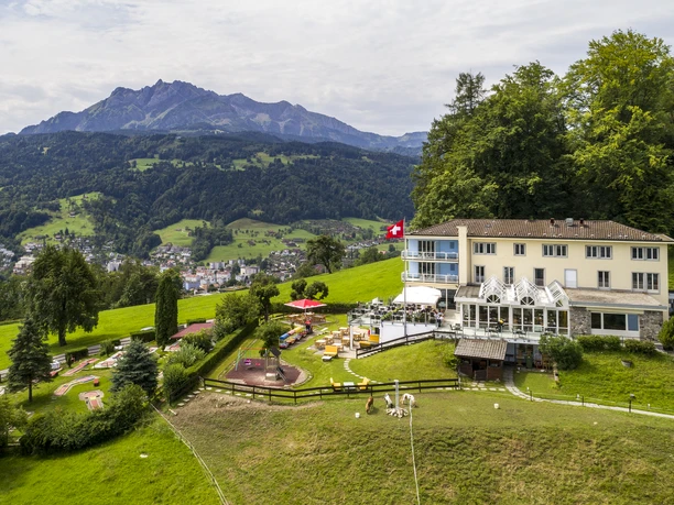 Hotel mit Aussicht auf den Pilatus