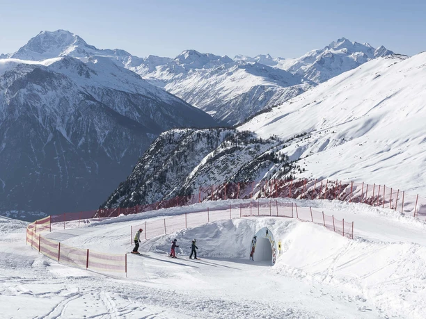 74070_belalp--21-02-2021--action--fs-sb--unknown--michael-donadel--funslope-011_web.jpg