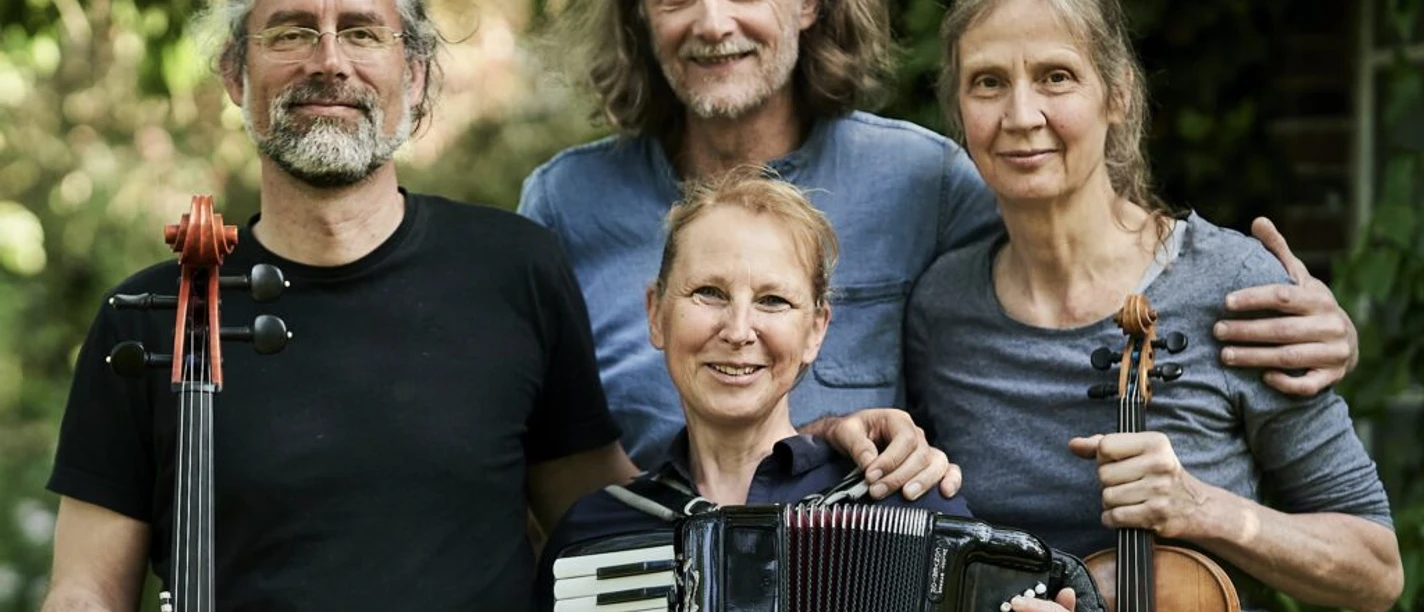 Freepsum Folktrio DreyBartLang