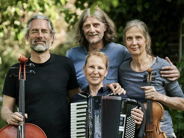 Freepsum Folktrio DreyBartLang