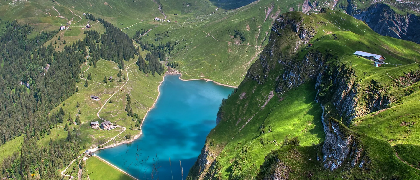 Oberalp, Aussicht auf den Bannalpsee