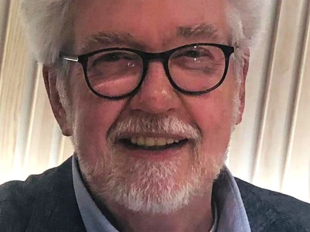 Porträt Dr. Hans-Joachim Simm