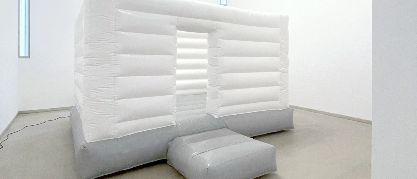 white cube.jpg