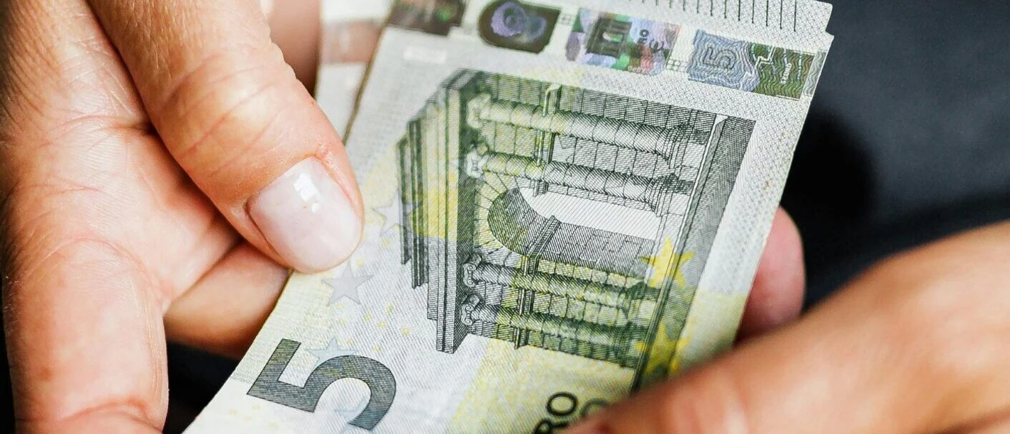 Geld-e1787144422513.jpg