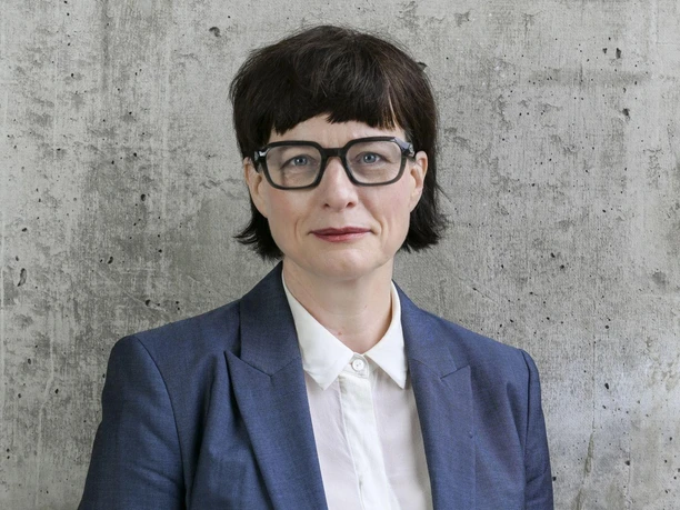 1_Porträt_B_Förster_Foto_Uni_Bielefeld_Susanne_Sc