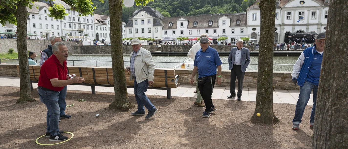 Boulen am Hafen