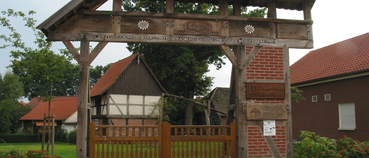 Tor Dorfmuseum.jpg