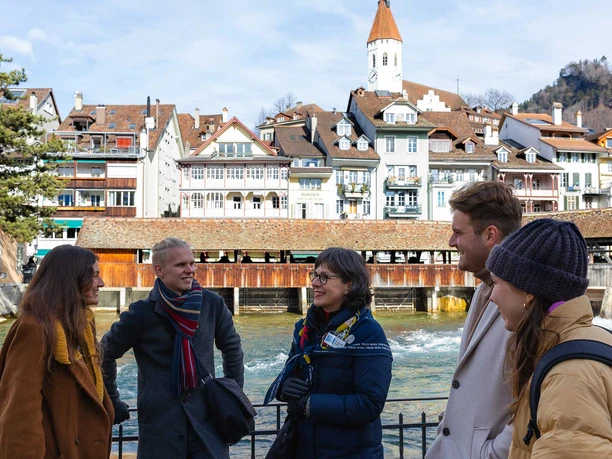 thun-stadtfuehrung-winter-waisenhausplatz-untere-schleuse.jpg