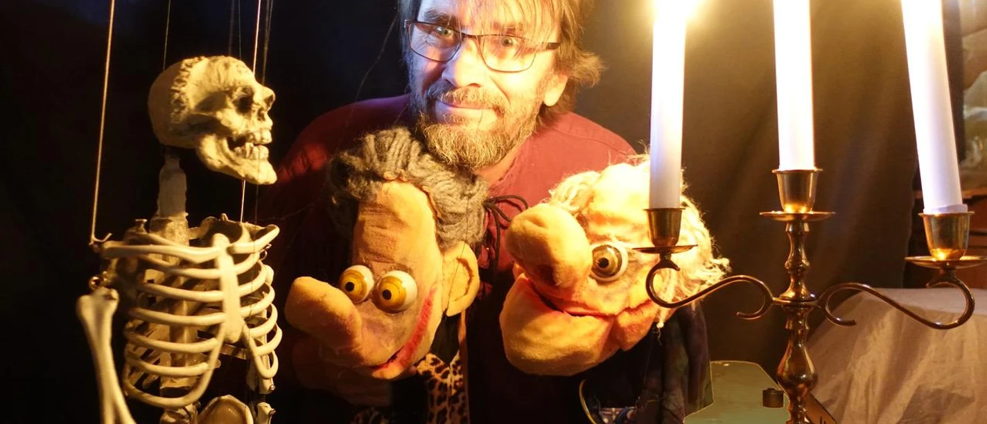 Schauriges-Frivoles-(c)-Lutz-Maennel