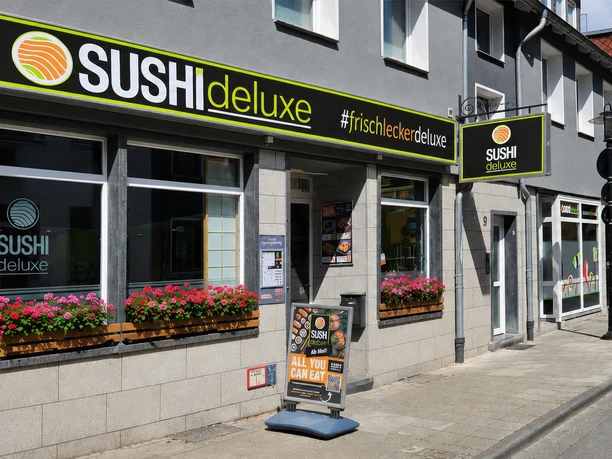 SushiDeluxe-1.jpg