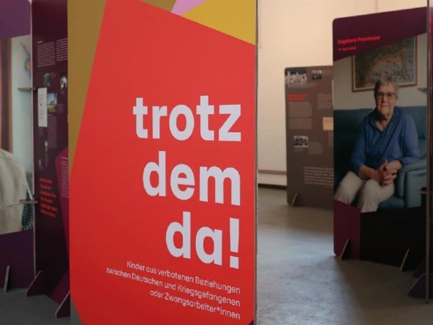 Foto-Ausstellung-trotzdem-da