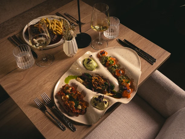 Verbindung von deutscher Küche mit geselliger Tapas-Kultur Verbindung von deutscher Küche mit geselliger Tapas-Kultur