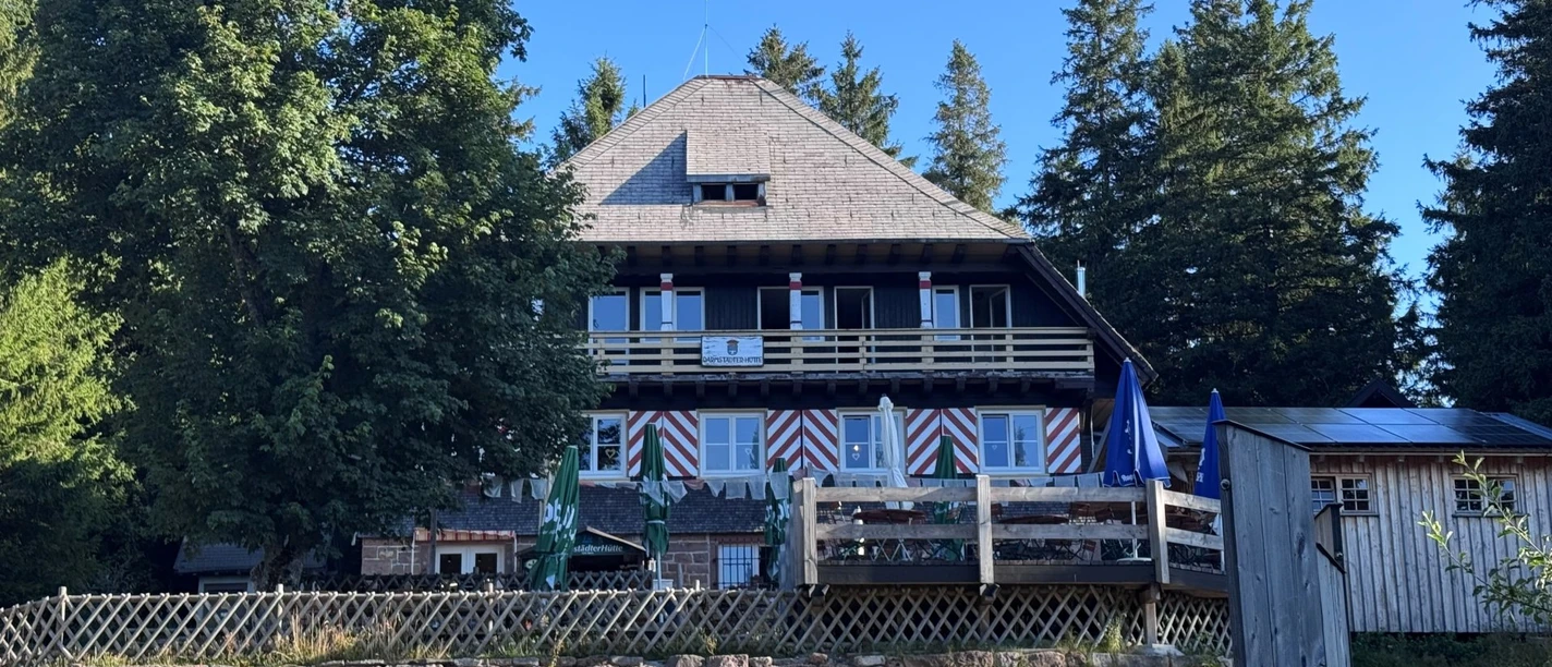 Darmstädter Hütte copyright Tourist-Info. Seebach