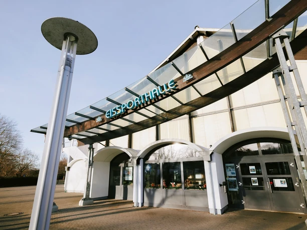Eingangsbereich Eissporthalle Salzgitter