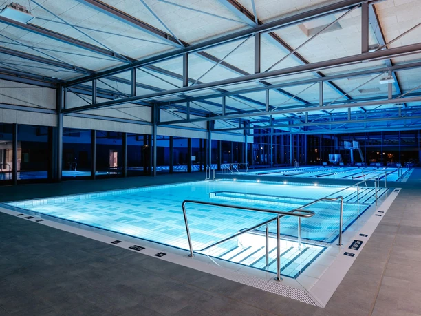 aloha-innenbecken-schwimmbad-osterode-harz.jpg aloha-innenbecken-schwimmbad-osterode-harz.jpg