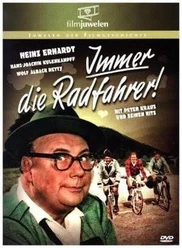 Filmplakat „Immer die Radfahrer!“ mit Heinz Erhardt und drei Radfahrern im Hintergrund.