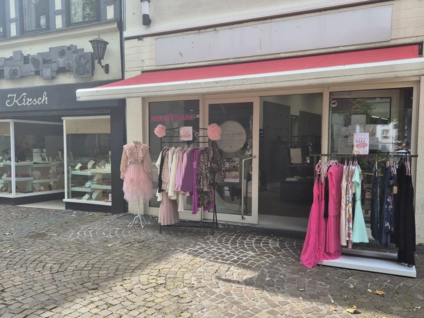 Ella_Bella_Boutique_Peine_1.jpg Ella_Bella_Boutique_Peine_1.jpg