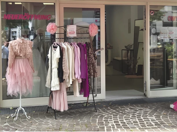 Ella_Bella_Boutique_Peine_2.jpg Ella_Bella_Boutique_Peine_2.jpg