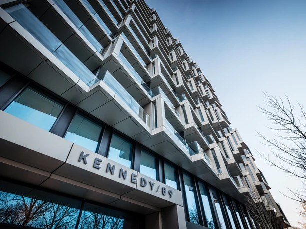 Kennedy 89 Frankfurt_Fassade des Kennedy/89 Moderne Architektur und Fassade des Kennedy/89 in Frankfurt.