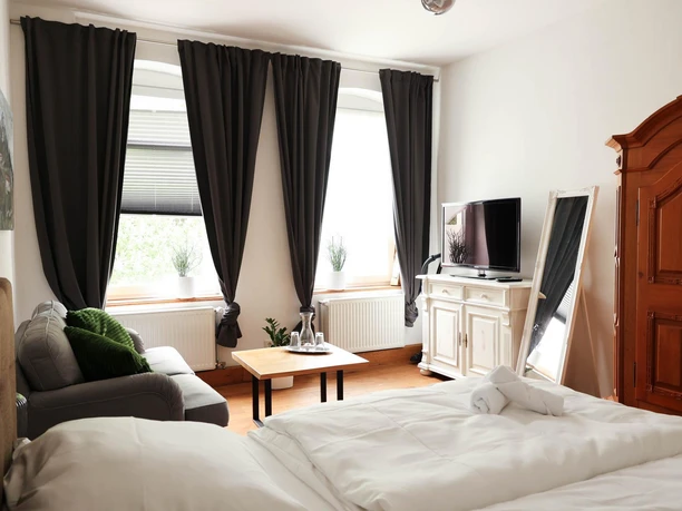 app__5_schlafzimmer__2_ app__5_schlafzimmer__2_