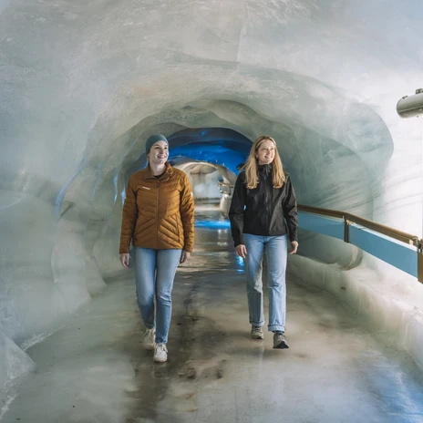 Berg-Hopping _ Bergerlebnis auf dem Titlis.jpg