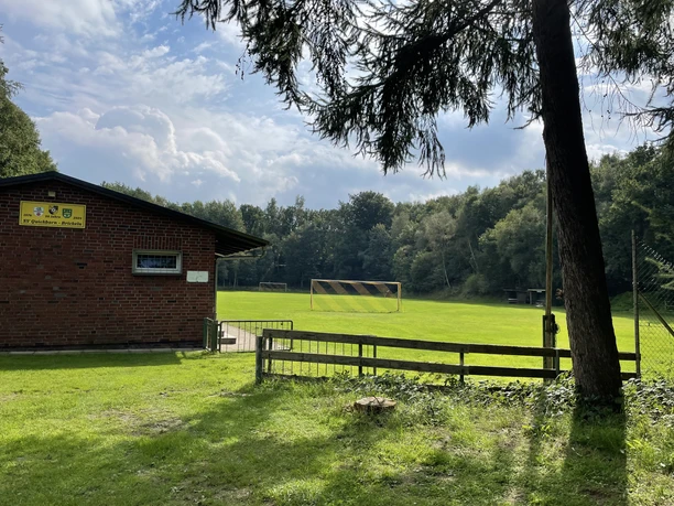 Sportplatz_Brickeln_Quickborn_vO.jpeg