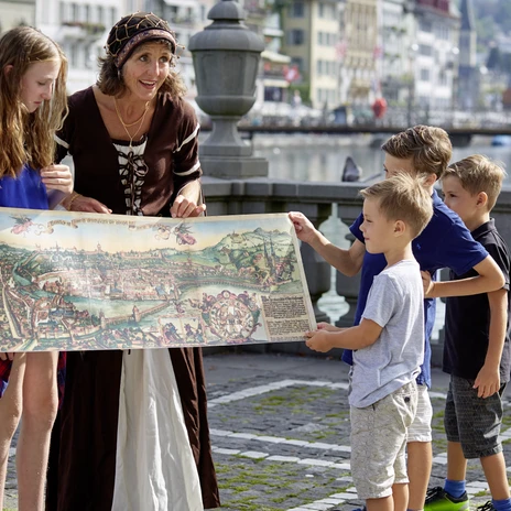 LU_Tourismus_ Belle Epoque Fuehrung_76.tif.tif