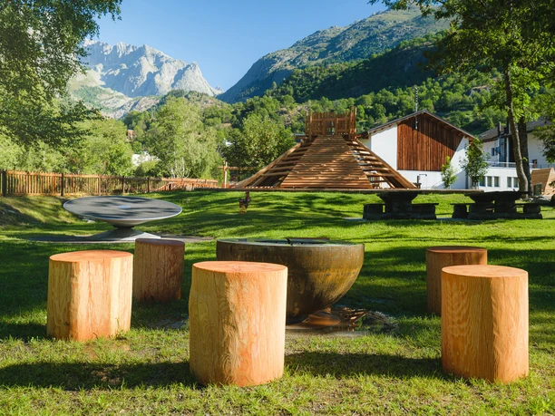 Spielplatz Fieschertal im Sommer in der Aletsch Arena