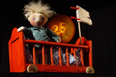 5 Bild - Der kleine Häwelmann3_c_Katharina Stillisch.jpg
