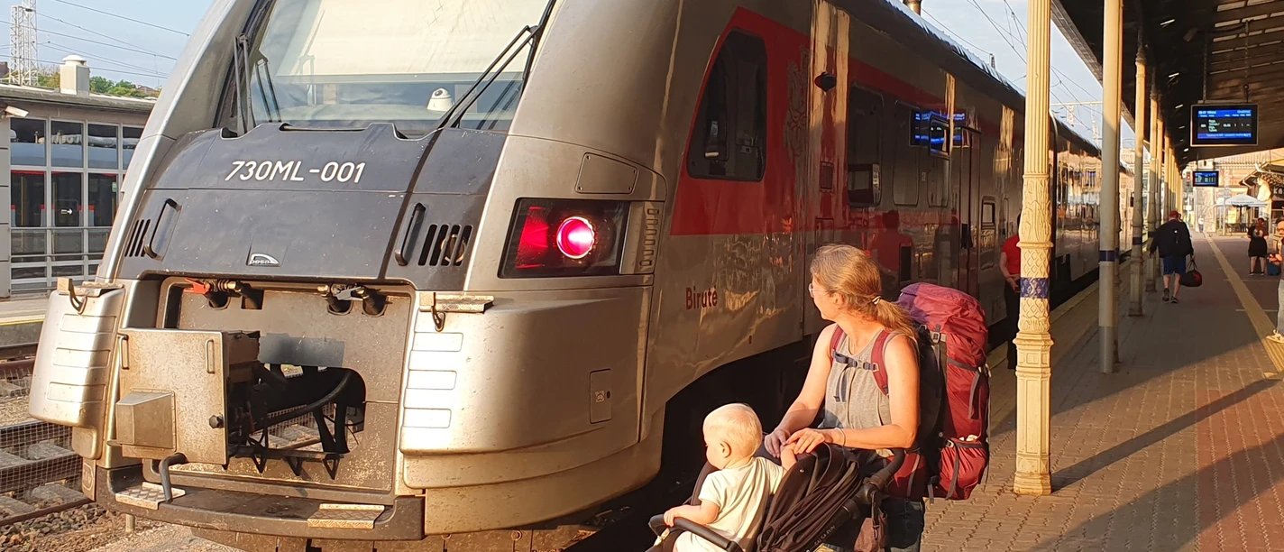 Zugfahrt mit Kind