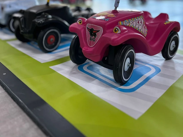 Bobbycars.jpg Bobbycars.jpg