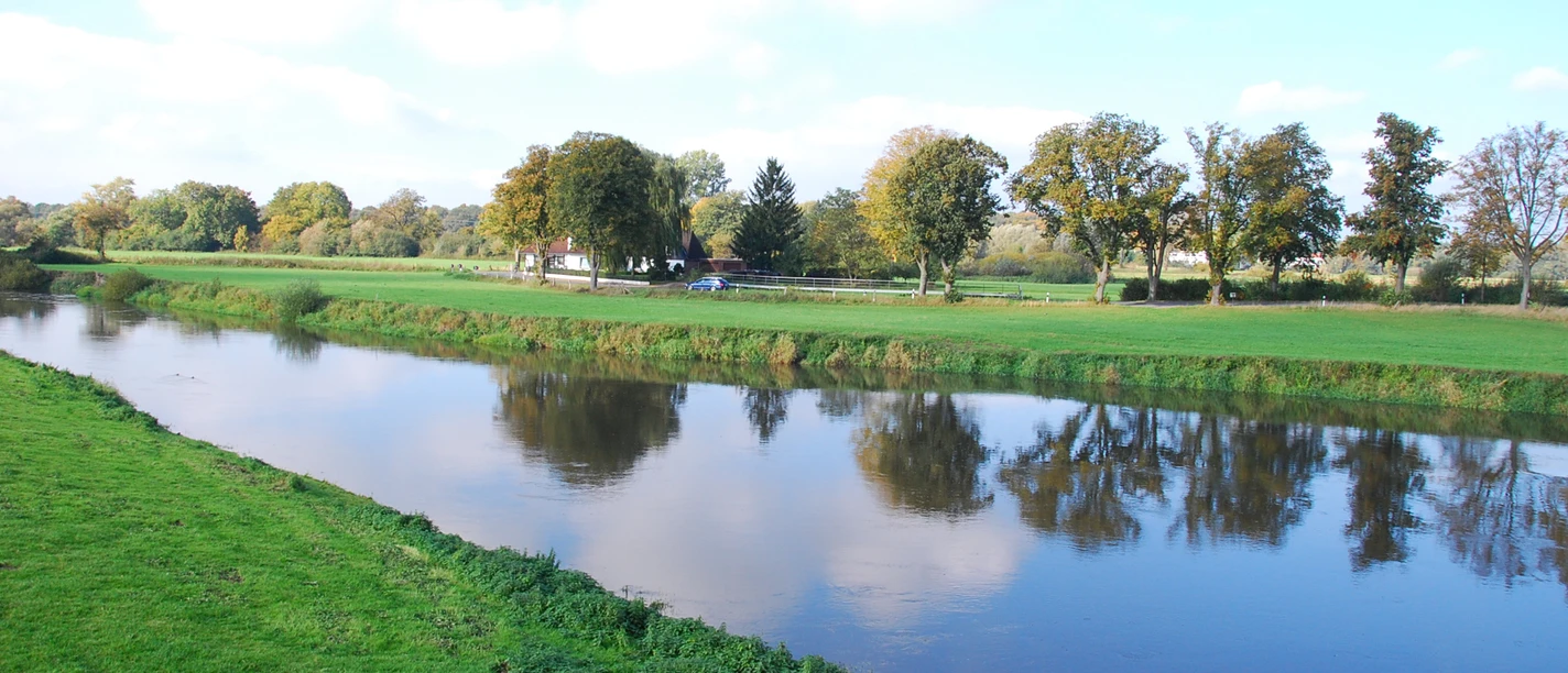 Moorhennies Leine Fährhaus Moorhennies Leine Fährhaus is picturesquely situated on a quiet river, surrounded by green countryside.