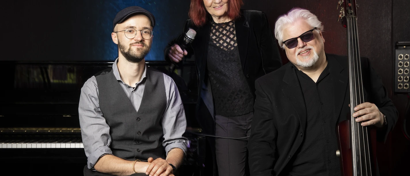 20.11.26 Bluesfrauen.jpg