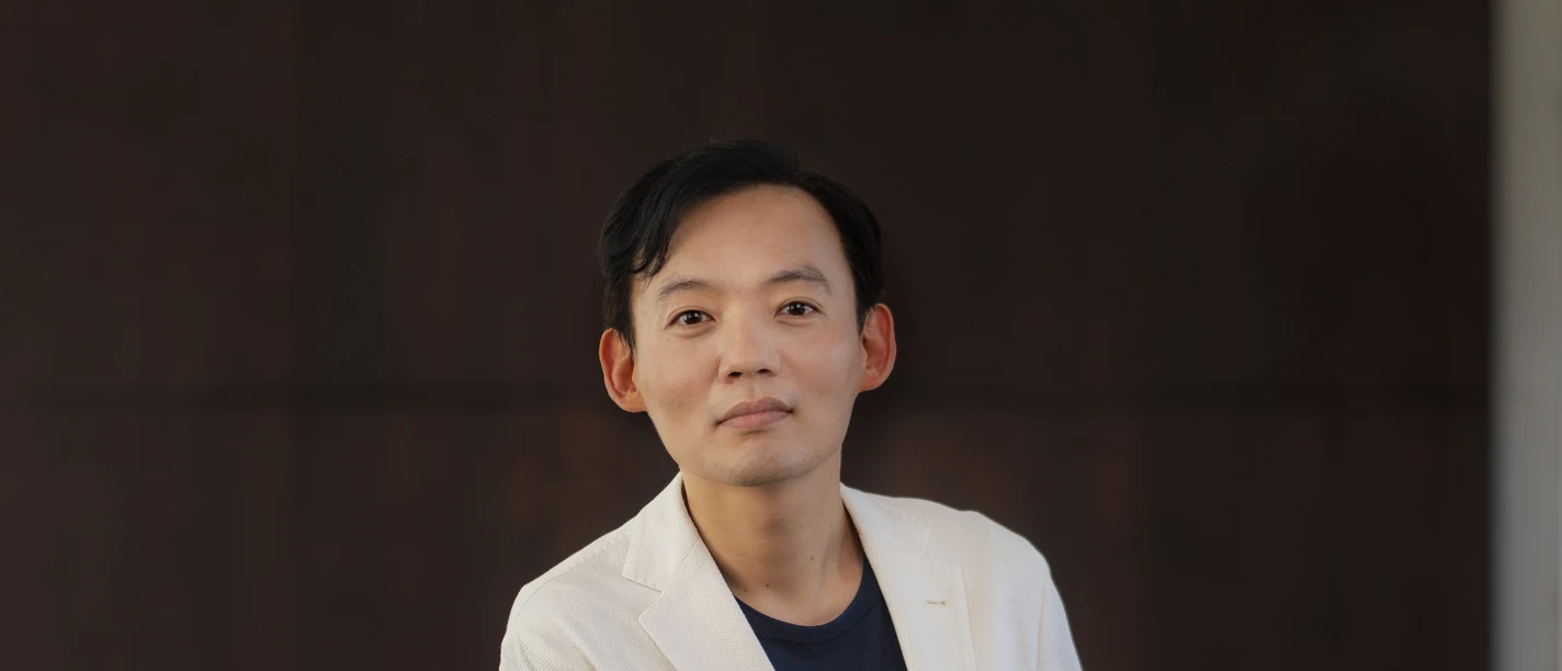 William Youn_c_Harald Hoffmann_2.jpg William Youn_c_Harald Hoffmann_2.jpg