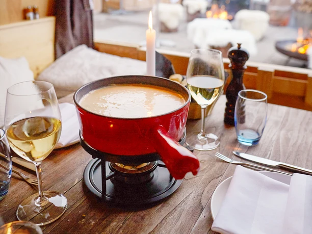 199111_SHK_Fondue_052_hell.jpg