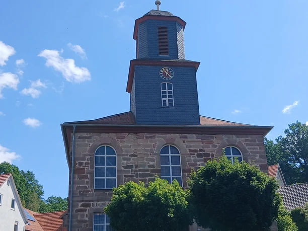 Kirche Wiera