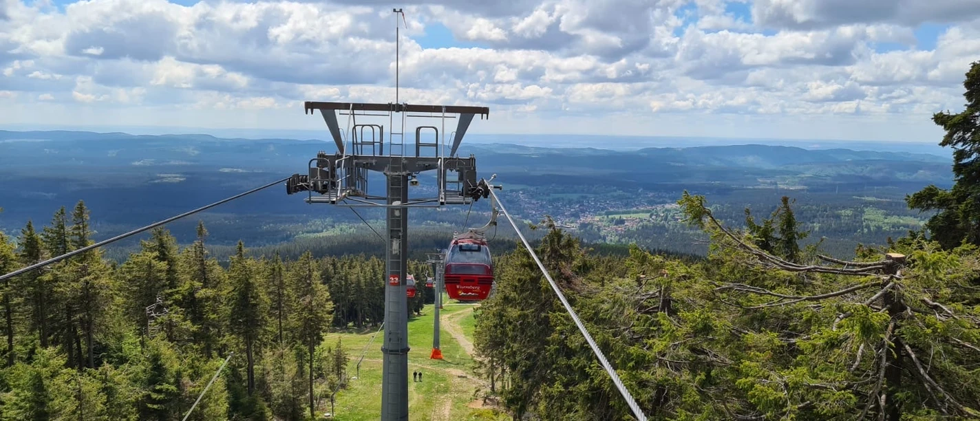 braunlage-seilbahn-sommer-c-herbert-kuhn.JPG