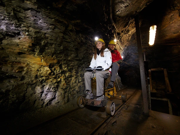 Tour im Rabensteiner Stollen
