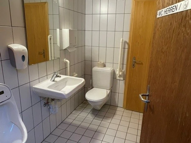 WC Brigerbad 3.jpg