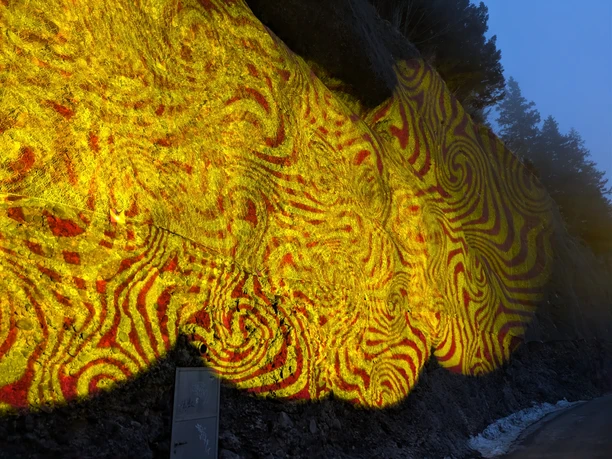 Lichtfestival Rigi Wand.jpg