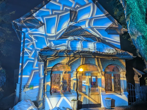 Lichtfestival Rigi Kapelle.jpg