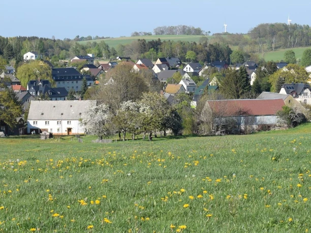 Blick auf den Amtsberger Ortsteil Weißbach Blick auf den Amtsberger Ortsteil Weißbach