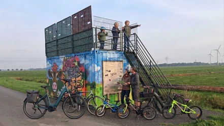 Aussichtsplattform Natur Graffiti Familie Ostfriesland Ausflug Westoverledingen.jpg