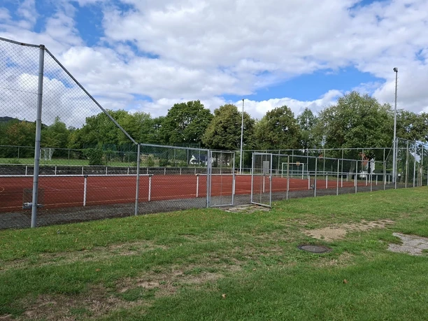 Sportanlage_Ehrsten_ccbysa_Gemeinde Calden
